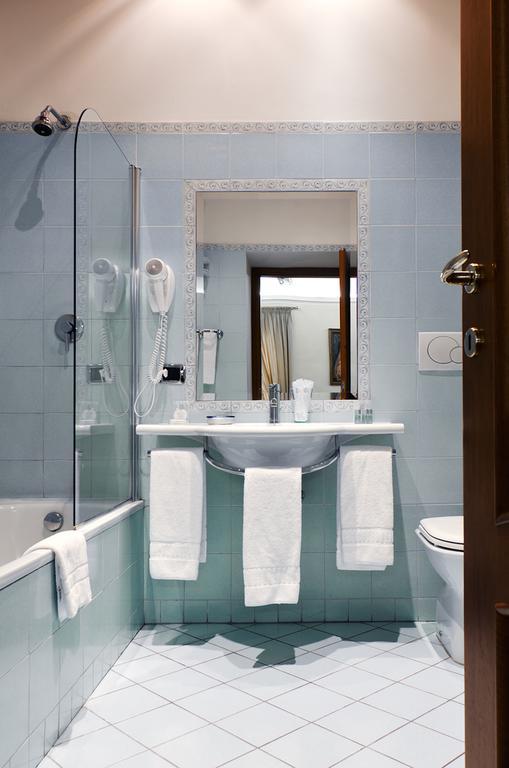 Cenci Bed & Breakfast Fontana Di Trevi Roma Exterior foto